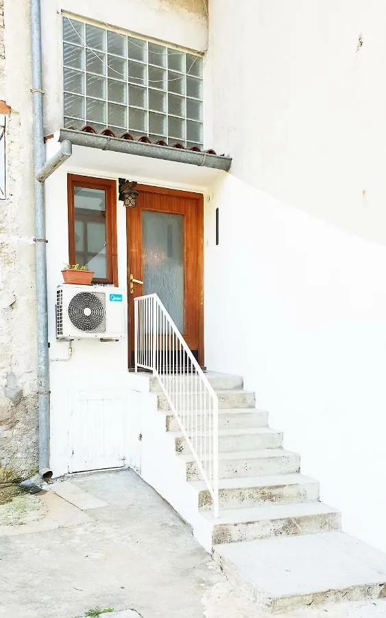 Apartment Apartman Kyra Pula